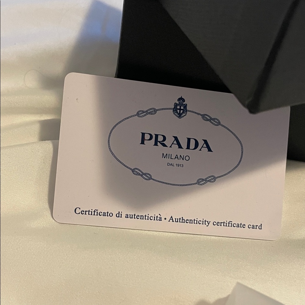 Prada Sunglasses - Picture 4 of 10